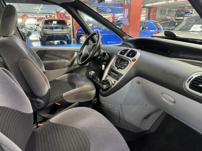 CitroenC4 Picasso 1.6 VTi SX 88 kW (120 CV) Vehículo usado en Barcelona - 2 CitroenC4 Picasso 1.6 VTi SX 88 kW (120 CV) Vehículo usado en Barcelona - 2
