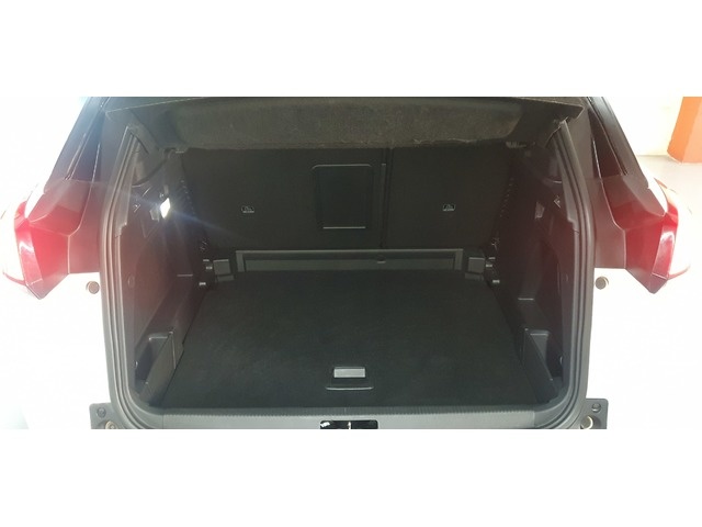 Peugeot3008 PureTech 130 S&S GT Line 96 kW (130 CV) Vehículo usado en Barcelona - 9