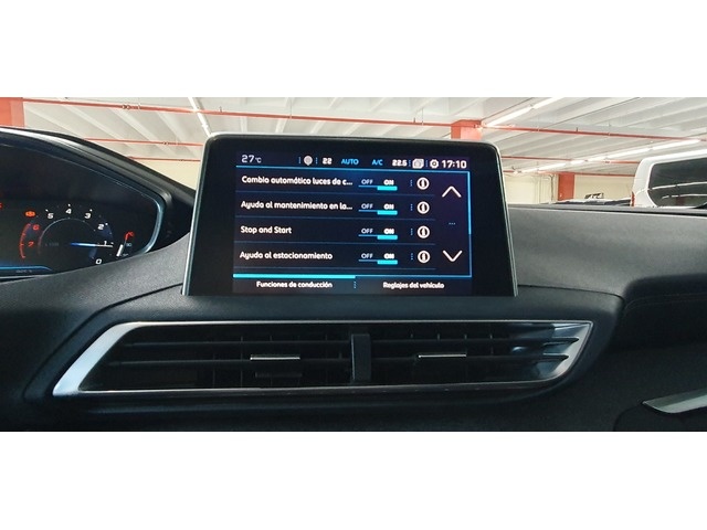 Peugeot3008 PureTech 130 S&S GT Line 96 kW (130 CV) Vehículo usado en Barcelona - 24