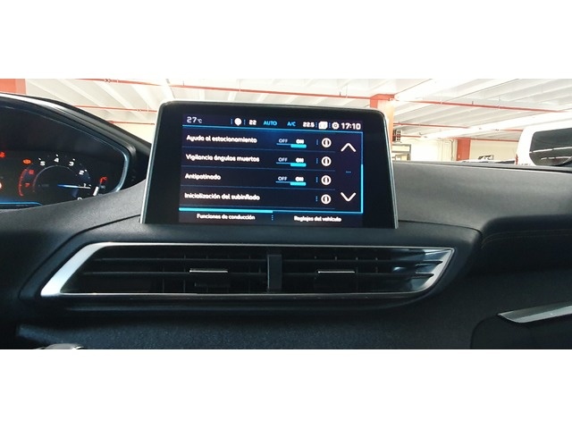 Peugeot3008 PureTech 130 S&S GT Line 96 kW (130 CV) Vehículo usado en Barcelona - 25