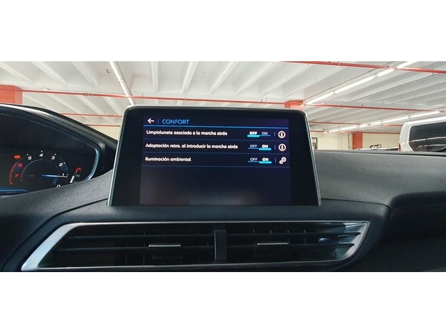 Peugeot3008 PureTech 130 S&S GT Line 96 kW (130 CV) Vehículo usado en Barcelona - 28