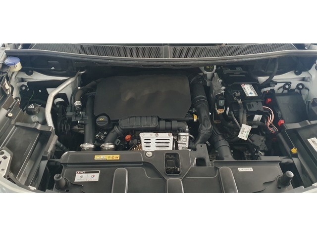 Peugeot3008 PureTech 130 S&S GT Line 96 kW (130 CV) Vehículo usado en Barcelona - 41