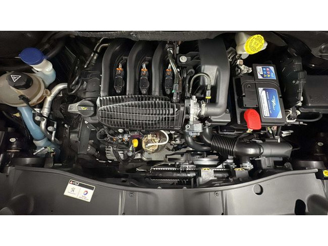 Peugeot2008 PureTech 82 S&S Style 60 kW (82 CV) Vehículo usado en Barcelona - 17