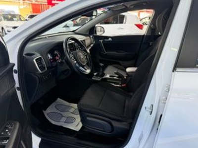 Kia Sportage 1.6 GDi Drive 4x2 97 kW (132 CV) Kia Sportage 1.6 GDi Drive 4x2 97 kW (132 CV)