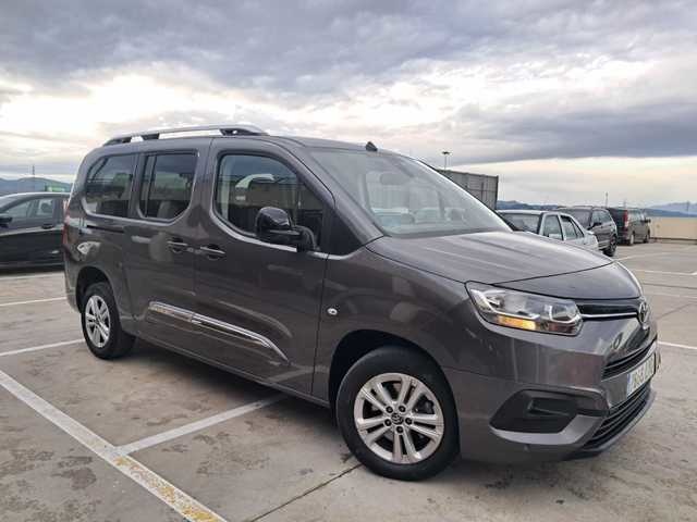 ToyotaProace City Verso 1.2 Family Active L1 5 Plazas 81 kW (110 CV) Vehículo usado en Barcelona - 3