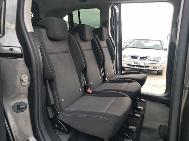 ToyotaProace City Verso 1.2 Family Active L1 5 Plazas 81 kW (110 CV) Vehículo usado en Barcelona - 14