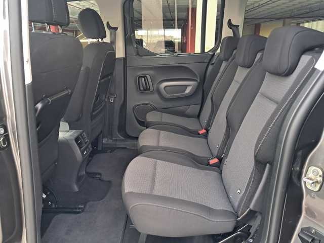 ToyotaProace City Verso 1.2 Family Active L1 5 Plazas 81 kW (110 CV) Vehículo usado en Barcelona - 16