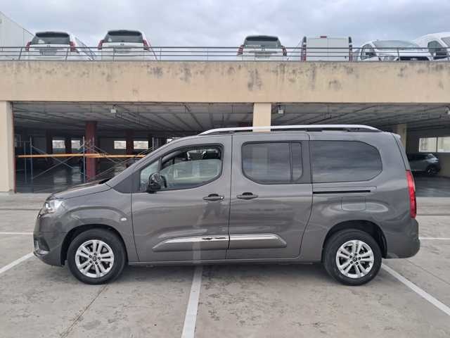 ToyotaProace City Verso 1.2 Family Active L1 5 Plazas 81 kW (110 CV) Vehículo usado en Barcelona - 20