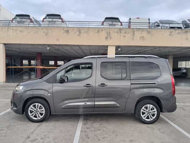 ToyotaProace City Verso 1.2 Family Active L1 5 Plazas 81 kW (110 CV) Vehículo usado en Barcelona - 25