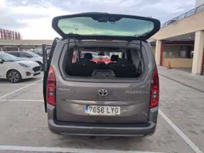Toyota Proace City Verso 1.2 Family Active L1 5 Plazas 81 kW (110 CV) Toyota Proace City Verso 1.2 Family Active L1 5 Plazas 81 kW (110 CV)