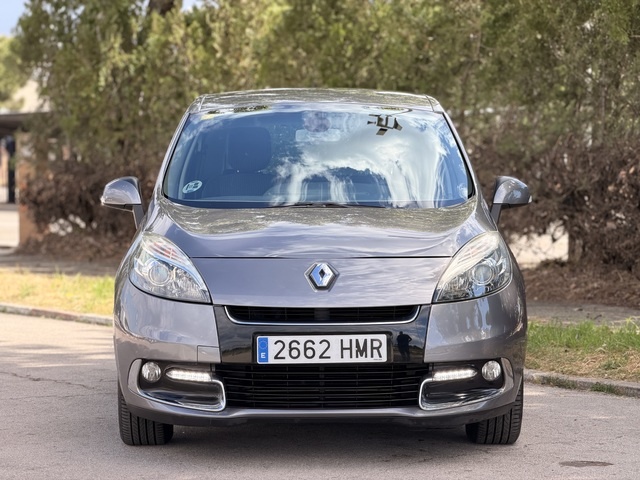 RenaultGrand Scenic Dynamique Energy dCi 96 kW (130 CV) Vehículo usado en Barcelona - 9