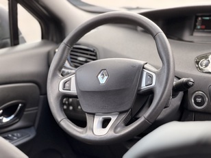Renault Grand Scenic Dynamique Energy dCi 96 kW (130 CV) Renault Grand Scenic Dynamique Energy dCi 96 kW (130 CV)