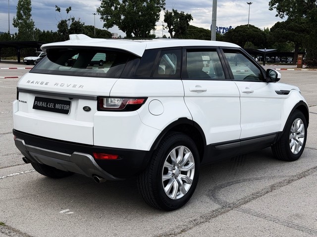 Land RoverRange Rover Evoque 2.0L TD4 SE Dynamic 4x4 110 kW (150 CV) Vehículo usado en Barcelona - 3