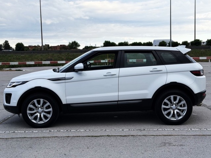 Land RoverRange Rover Evoque 2.0L TD4 SE Dynamic 4x4 110 kW (150 CV) Vehículo usado en Barcelona - 9 Land RoverRange Rover Evoque 2.0L TD4 SE Dynamic 4x4 110 kW (150 CV) Vehículo usado en Barcelona - 9