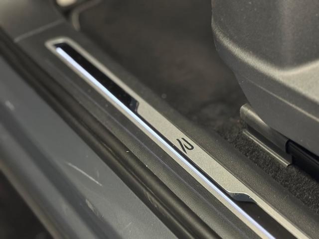 VolkswagenTiguan R-Line 1.5 TSI 110 kW (150 CV) DSG Vehículo usado en Barcelona - 18