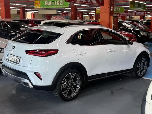 KiaCeed 1.0 T-GDi Concept 88 kW (120 CV) Vehículo usado en Barcelona - 4