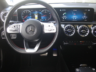 Mercedes-Benz Clase A 180 d 85 kW (116 CV) Mercedes-Benz Clase A 180 d 85 kW (116 CV)