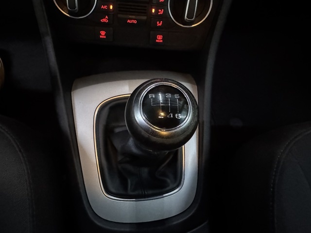 AudiQ3 2.0 TDI Attraction edition 110 kW (150 CV) Vehículo usado en Barcelona - 22