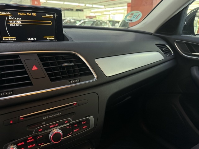 AudiQ3 2.0 TDI Attraction edition 110 kW (150 CV) Vehículo usado en Barcelona - 24