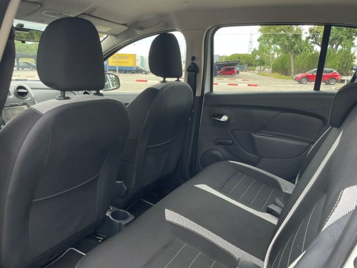 DaciaSandero Stepway TCe 66 kW (90 CV) GLP Vehículo usado en Barcelona - 10 DaciaSandero Stepway TCe 66 kW (90 CV) GLP Vehículo usado en Barcelona - 10
