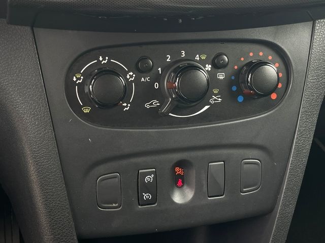 DaciaSandero Stepway TCe 66 kW (90 CV) GLP Vehículo usado en Barcelona - 19