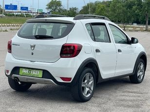 Dacia Sandero Stepway TCe 66 kW (90 CV) GLP Dacia Sandero Stepway TCe 66 kW (90 CV) GLP