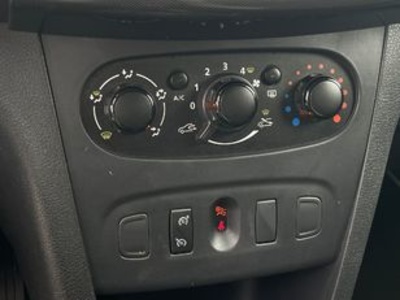 Dacia Sandero Stepway TCe 66 kW (90 CV) GLP Dacia Sandero Stepway TCe 66 kW (90 CV) GLP