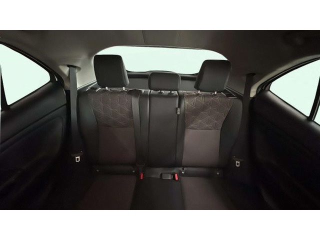 ToyotaYaris Cross 120H Business Plus 85 kW (116 CV) Vehículo usado en Barcelona - 8