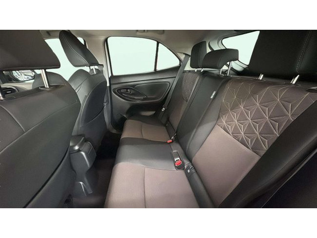 ToyotaYaris Cross 120H Business Plus 85 kW (116 CV) Vehículo usado en Barcelona - 10