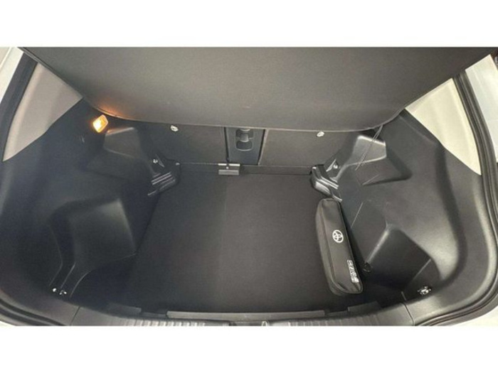 ToyotaYaris Cross 120H Business Plus 85 kW (116 CV) Vehículo usado en Barcelona - 21 ToyotaYaris Cross 120H Business Plus 85 kW (116 CV) Vehículo usado en Barcelona - 21