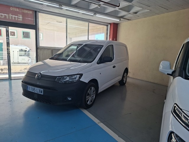 VolkswagenCaddy Cargo Cargo Maxi 2.0 TDI 4Motion 90 kW (122 CV) Vehículo usado en Barcelona - 1