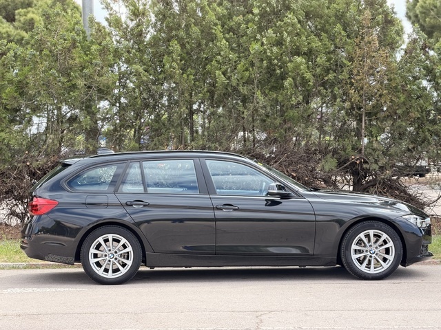 BMWSerie 3 318d Touring 110 kW (150 CV) Vehículo usado en Barcelona - 8