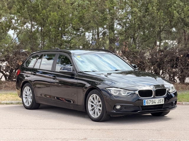 BMWSerie 3 318d Touring 110 kW (150 CV) Vehículo usado en Barcelona - 9