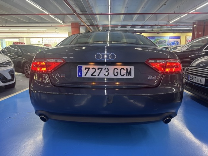 AudiA5 Coupe 3.2 FSI quattro 195 kW (265 CV) tiptronic Vehículo usado en Barcelona - 7 AudiA5 Coupe 3.2 FSI quattro 195 kW (265 CV) tiptronic Vehículo usado en Barcelona - 7
