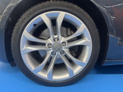 Audi A5 Coupe 3.2 FSI quattro 195 kW (265 CV) tiptronic Audi A5 Coupe 3.2 FSI quattro 195 kW (265 CV) tiptronic