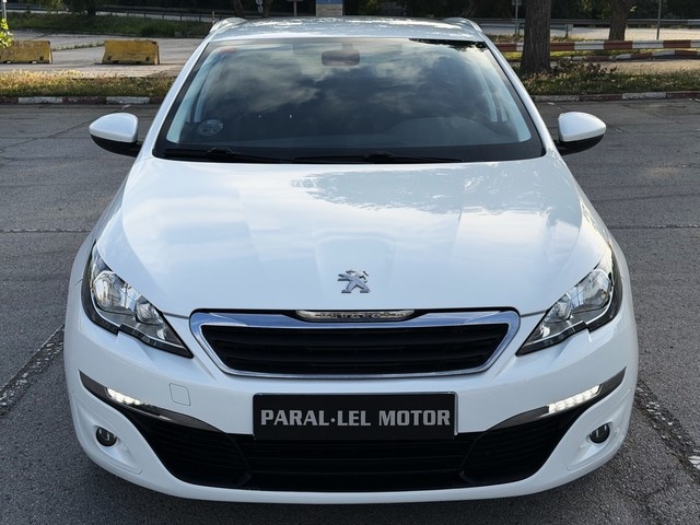 Peugeot308 SW BlueHDI 120 S&S Style EAT6 88 kW (120 CV) Vehículo usado en Barcelona - 5