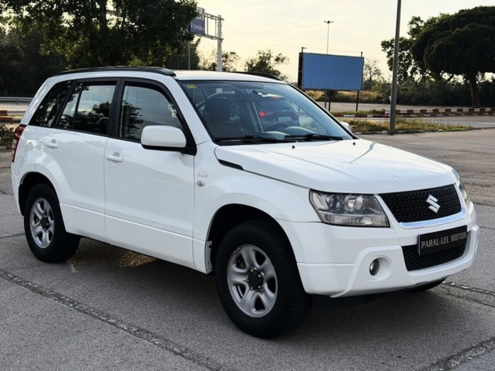 SuzukiGrand Vitara 1.9 DDiS JLX 95 kW (129 CV) Vehículo usado en Barcelona - 1 SuzukiGrand Vitara 1.9 DDiS JLX 95 kW (129 CV) Vehículo usado en Barcelona - 1