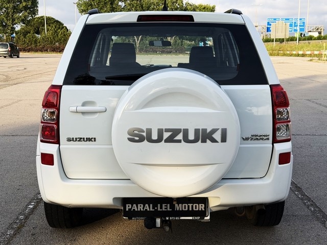 SuzukiGrand Vitara 1.9 DDiS JLX 95 kW (129 CV) Vehículo usado en Barcelona - 7
