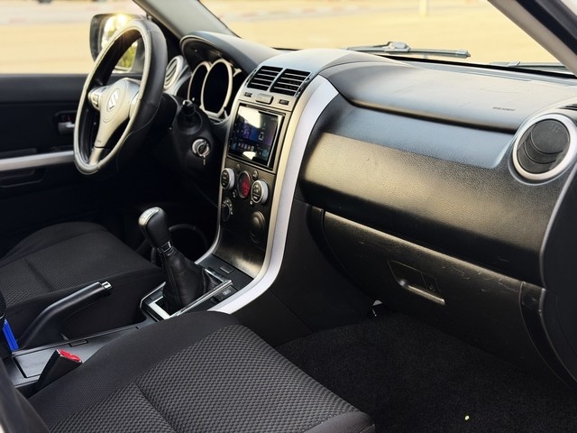 SuzukiGrand Vitara 1.9 DDiS JLX 95 kW (129 CV) Vehículo usado en Barcelona - 15 SuzukiGrand Vitara 1.9 DDiS JLX 95 kW (129 CV) Vehículo usado en Barcelona - 15