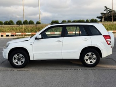 Suzuki Grand Vitara 1.9 DDiS JLX 95 kW (129 CV) Suzuki Grand Vitara 1.9 DDiS JLX 95 kW (129 CV)