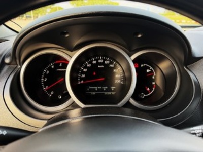 Suzuki Grand Vitara 1.9 DDiS JLX 95 kW (129 CV) Suzuki Grand Vitara 1.9 DDiS JLX 95 kW (129 CV)