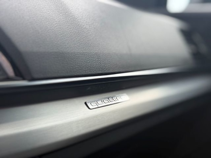 AudiQ5 Sportback TFSIe Black Line 50 TFSI e quattro-ultra 220 kW (299 CV) Vehículo usado en Barcelona - 39 AudiQ5 Sportback TFSIe Black Line 50 TFSI e quattro-ultra 220 kW (299 CV) Vehículo usado en Barcelona - 39