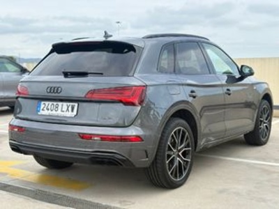 Audi Q5 Sportback TFSIe Black Line 50 TFSI e quattro-ultra 220 kW (299 CV) Audi Q5 Sportback TFSIe Black Line 50 TFSI e quattro-ultra 220 kW (299 CV)