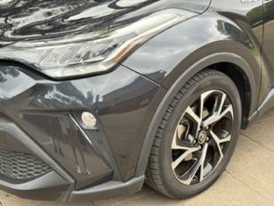 Toyota C-HR 1.8 125H Advance 90 kW (122 CV) Toyota C-HR 1.8 125H Advance 90 kW (122 CV)