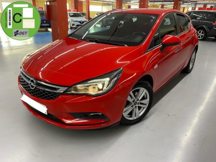 OpelAstra 1.0 Turbo S&S Selective 77 kW (105 CV) Vehículo usado en Barcelona - 1 OpelAstra 1.0 Turbo S&S Selective 77 kW (105 CV) Vehículo usado en Barcelona - 1