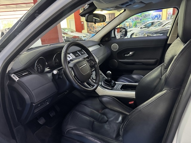 Land RoverRange Rover Evoque 2.2L TD4 Prestige 4x4 110 kW (150 CV) Vehículo usado en Barcelona - 2