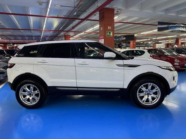 Land RoverRange Rover Evoque 2.2L TD4 Prestige 4x4 110 kW (150 CV) Vehículo usado en Barcelona - 5