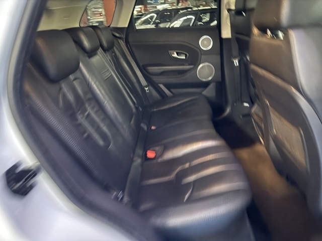 Land RoverRange Rover Evoque 2.2L TD4 Prestige 4x4 110 kW (150 CV) Vehículo usado en Barcelona - 10