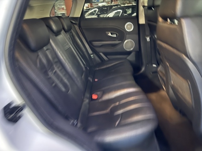 Land RoverRange Rover Evoque 2.2L TD4 Prestige 4x4 110 kW (150 CV) Vehículo usado en Barcelona - 10 Land RoverRange Rover Evoque 2.2L TD4 Prestige 4x4 110 kW (150 CV) Vehículo usado en Barcelona - 10
