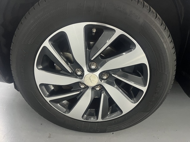 MitsubishiASX 180 DI-D Motion 85 kW (116 CV) Vehículo usado en Barcelona - 18